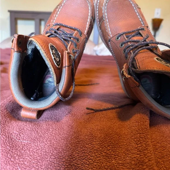 Women’s Irish Setter by Red Wing Wingshooter boots wedge sole moc toe - Picture 9 of 11